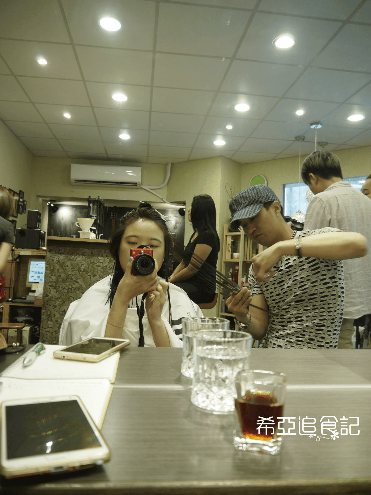 【台中染髮推薦】Wesley Danyin Hair Salon  W.D. の 漂髮 & 挑染 & 染髮 & 護髮(霧感咖啡/藍紫色) ➽ 環境燈光美 設計師服務好 染髮後還會送上一杯特調冰滴咖啡