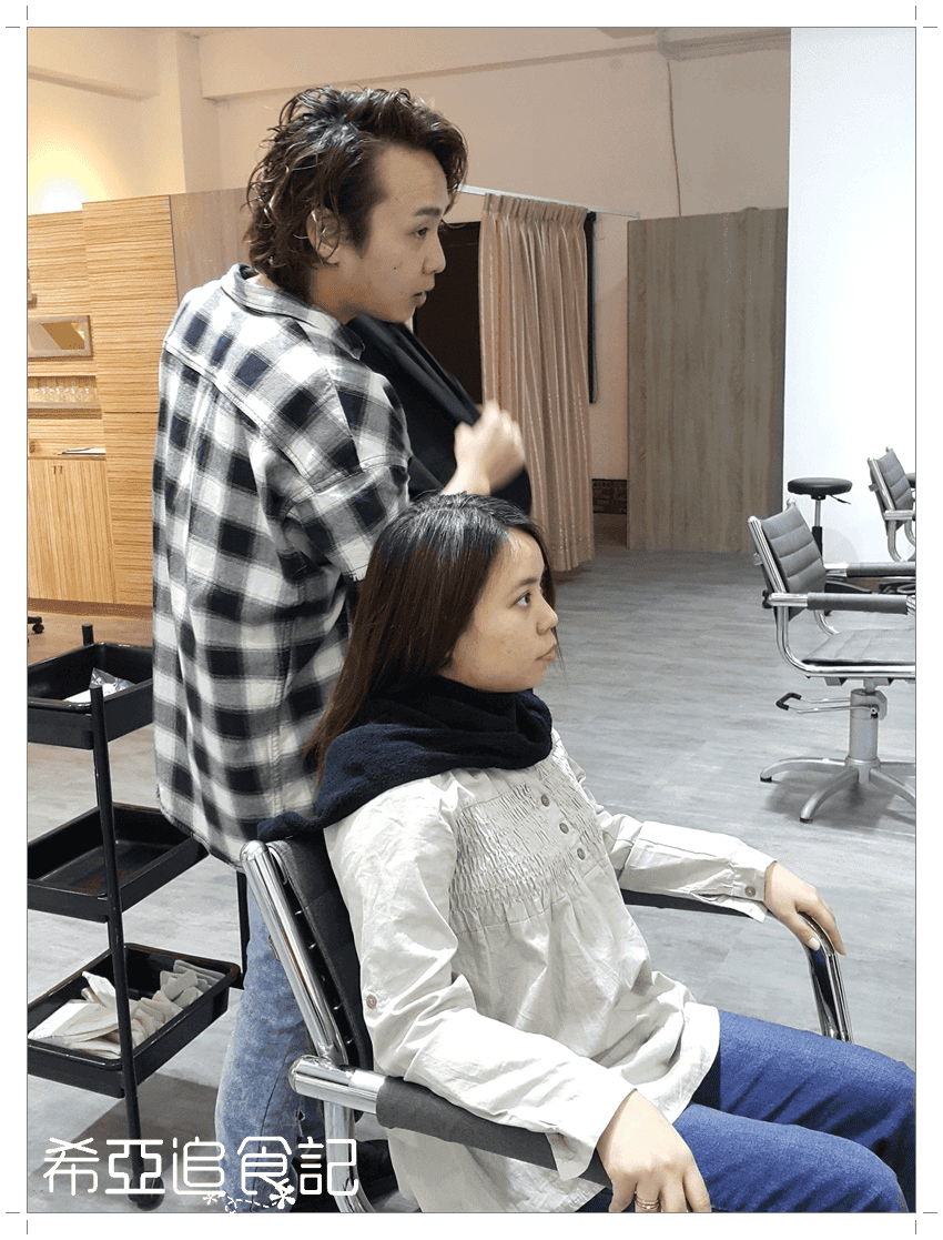 【台中染髮推薦】Wesley Danyin Hair Salon W.D. II の 染髮 & 護髮(灰感綠) ➽ 中科福科路 下班後來改變妝髮 放鬆一下 - 第8張圖 【台中染髮推薦】Wesley Danyin Hair Salon W.D. II の 染髮 & 護髮(灰感綠) ➽ 中科福科路 下班後來改變妝髮 放鬆一下