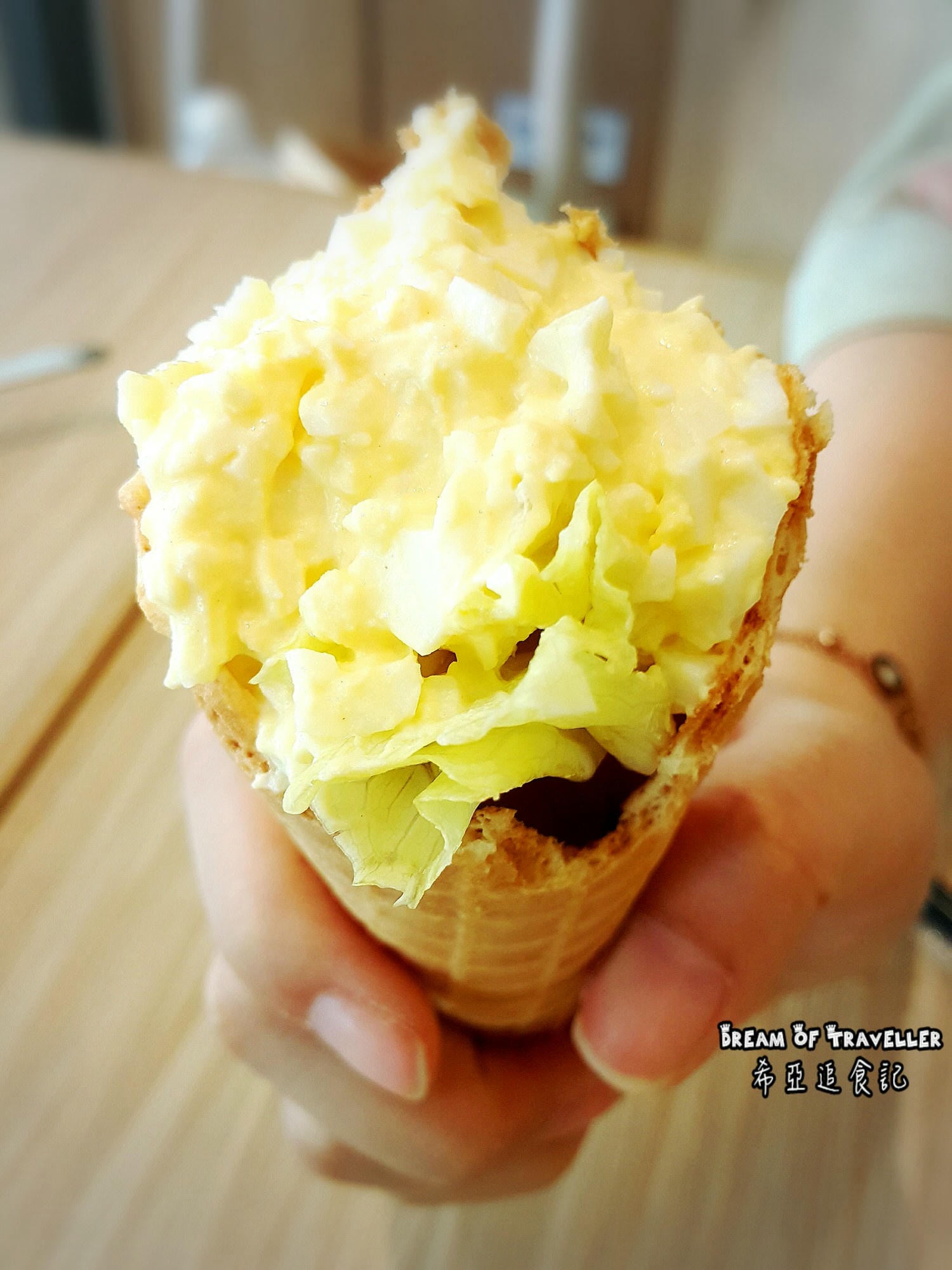 【下午茶推薦】法雅幸福概念館 の 香蕉活力捲 & 螺旋開心果塔 & 蘋果優酪乳 (台中/西屯區) ➽ 台中下午茶推薦 與閨蜜喝下午茶好地方 - 第15張圖 台中下午茶推薦