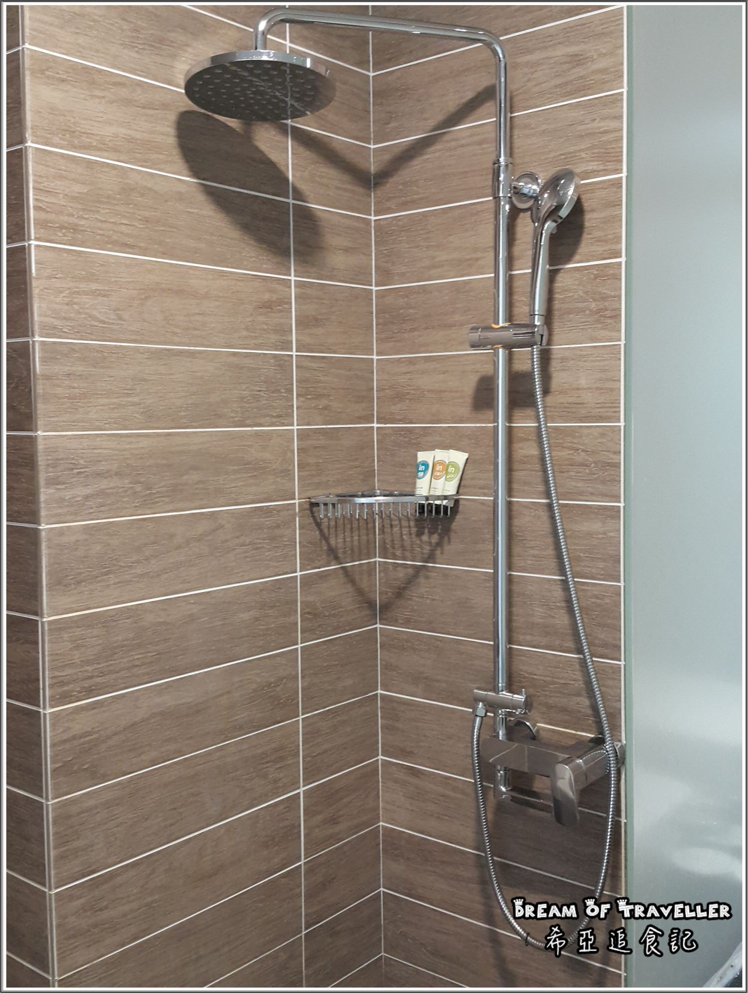 【高雄旗津景點/住宿推薦】高雄旗津黑沙玩藝節 の 旗津道沙灘酒店 & 旗后砲台 & 旗津天后宮 & 星空隧道 (高雄/旗津) ➽ 夏天踏浪 一邊看沙雕 - 第27張圖 旗津道沙灘酒店