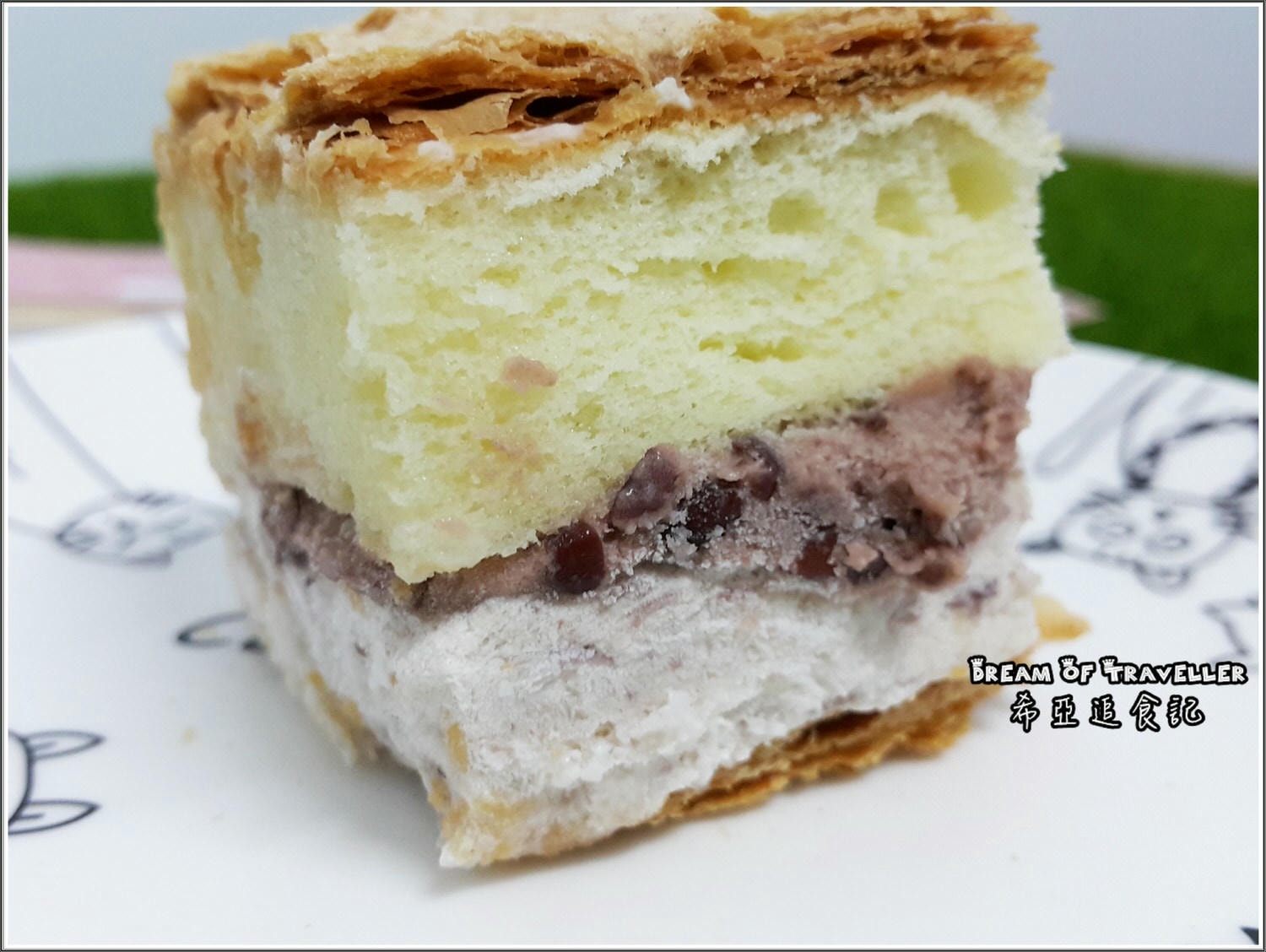 骰子拿破崙紅豆牛奶冰淇淋