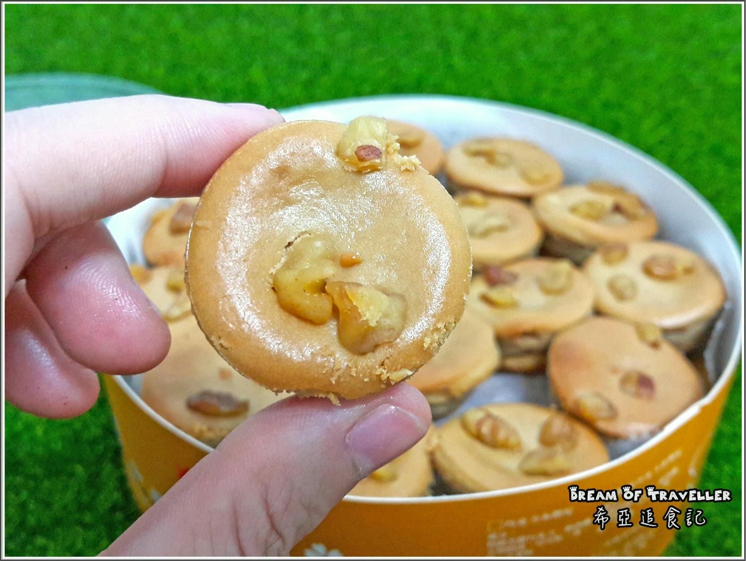 【甜點推薦】樂天X杏芳 の 咖啡乳酪球 & QQ布朗尼(季節限定) ➽ 下午茶甜點 追劇零嘴 大溪70年老店 – 蛋奶素