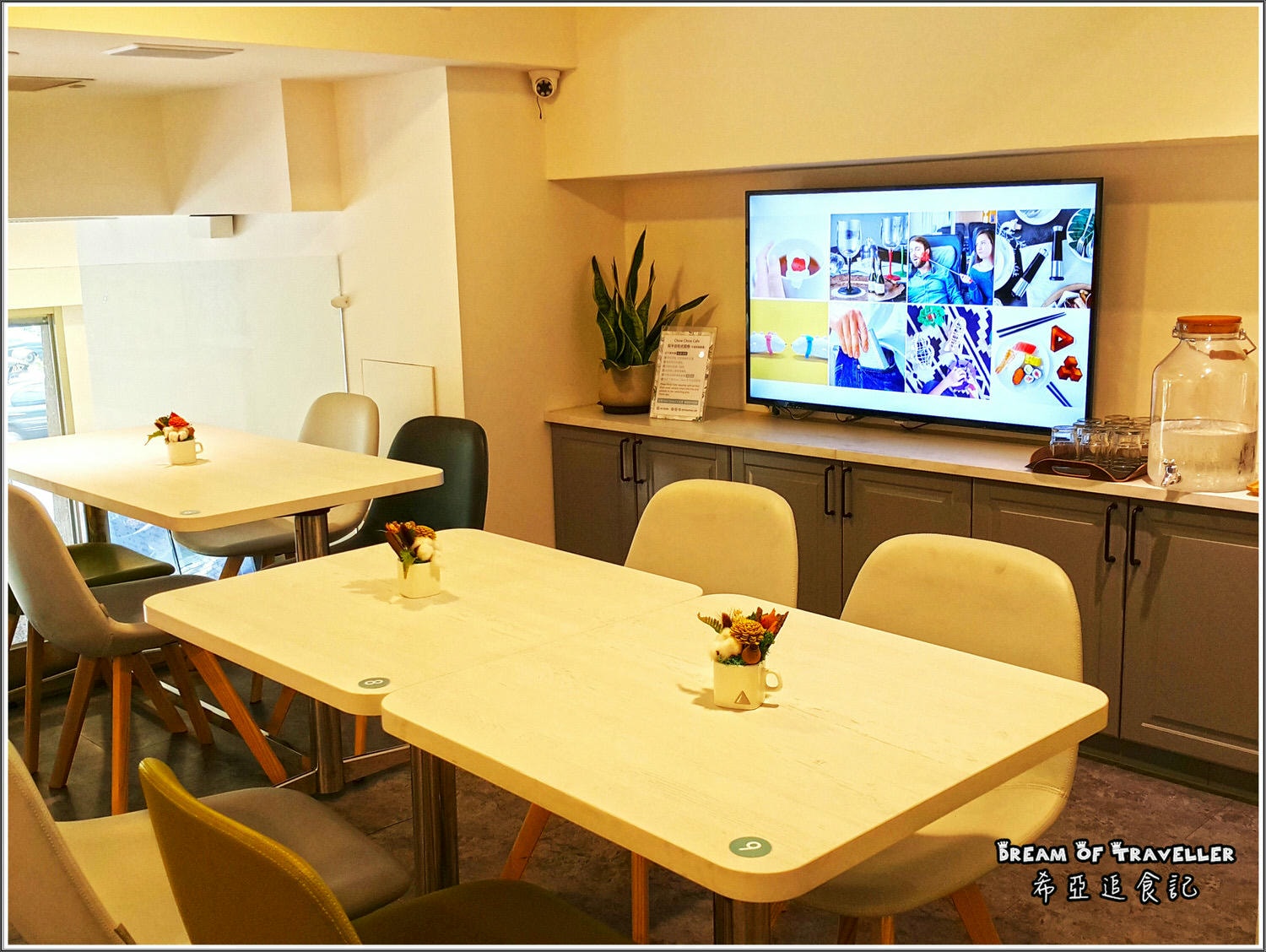 【漢堡/貝果推薦】 Chow Chow Cafe 巧巧咖啡 の 莎莎歐姆蛋佐香料炒野菇 & 很窈宨套餐 & 很滿意套餐 & 野菇派對漢堡 (台中/南屯區) ➽ 繁華都市 休閒好地方 輕食早午餐 精品咖啡 (已停業) - 第9張圖 輕食早午餐