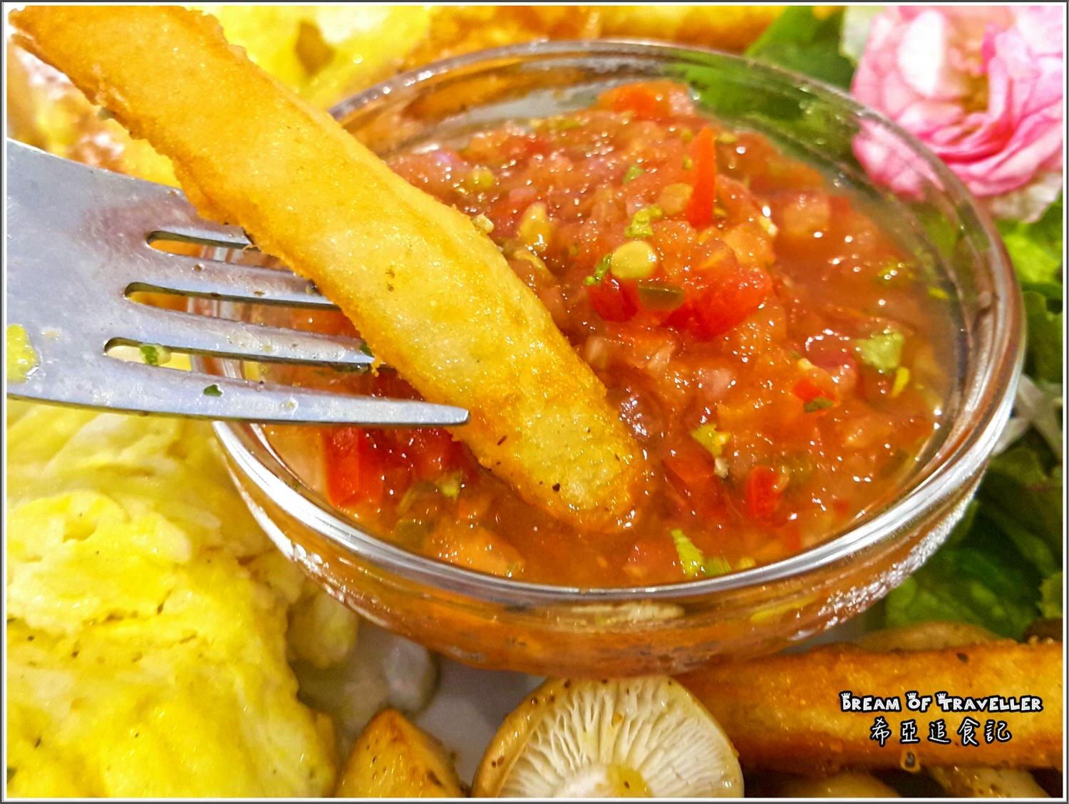 【漢堡/貝果推薦】 Chow Chow Cafe 巧巧咖啡 の 莎莎歐姆蛋佐香料炒野菇 & 很窈宨套餐 & 很滿意套餐 & 野菇派對漢堡 (台中/南屯區) ➽ 繁華都市 休閒好地方 輕食早午餐 精品咖啡 (已停業) - 第17張圖 輕食早午餐