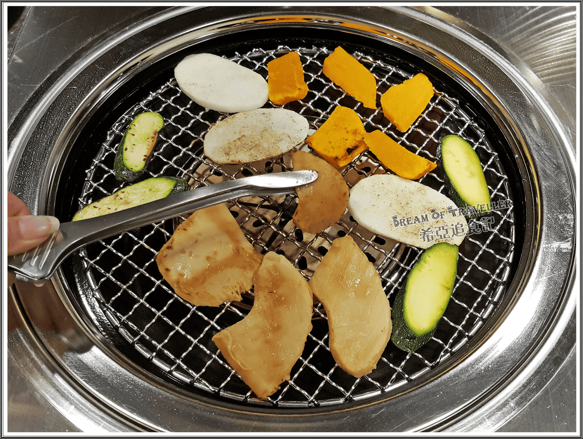 【素燒烤推薦】將進酒-素 燒烤殿Vegetarian BBQ の 進套餐(台中/西區) ➽ 台中第一家素食燒烤 - 第26張圖 素食燒烤