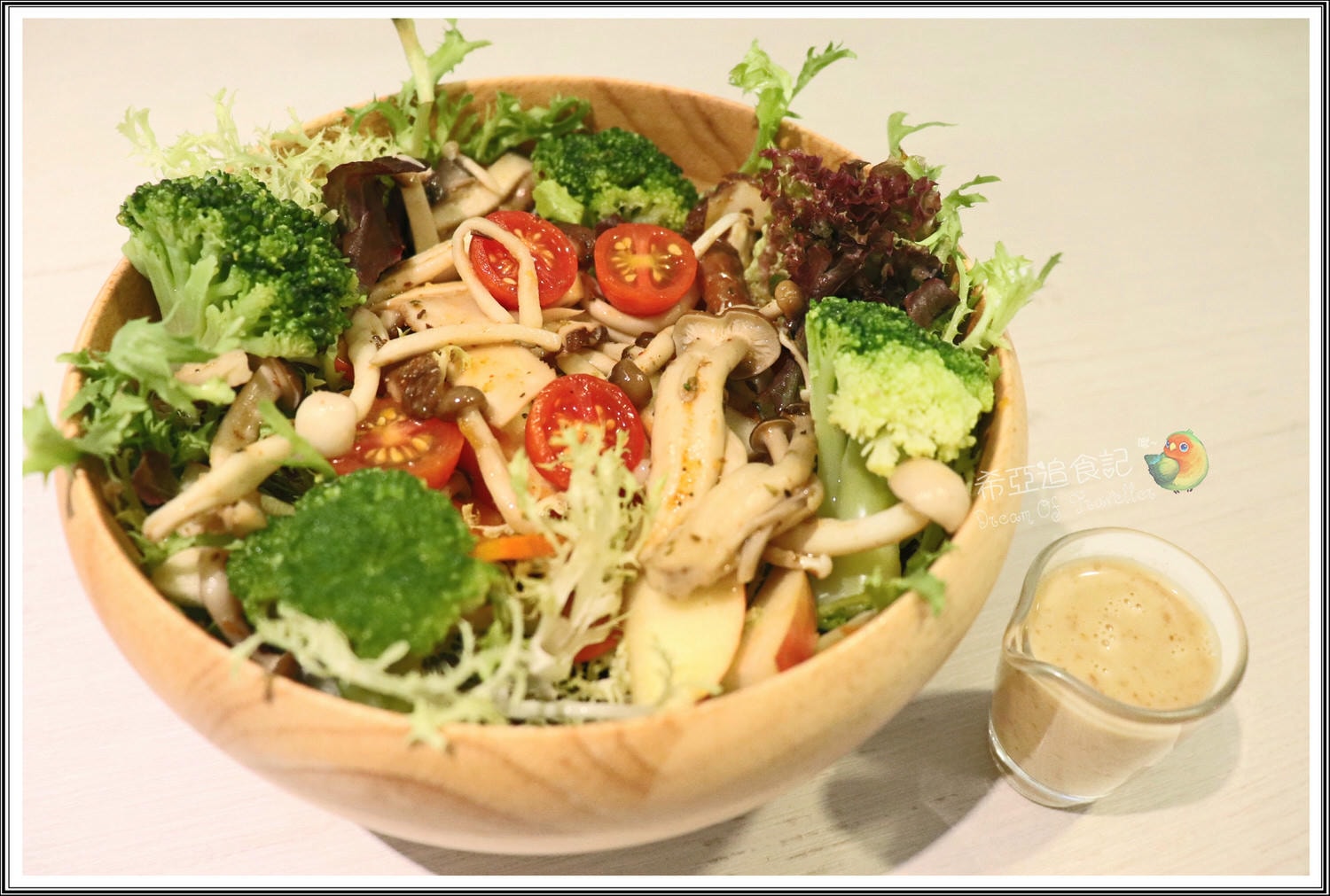 【台中西區早午餐推薦】Chow Chow Cafe 巧巧咖啡 の 莎莎歐姆蛋佐香料炒野菇 & 很滿意套餐 & 紐奧良楓糖炸雞鬆餅 (台中/南屯區) ➽ 回訪巧巧咖啡，一起享受早午餐與輕食下午茶 (已停業)