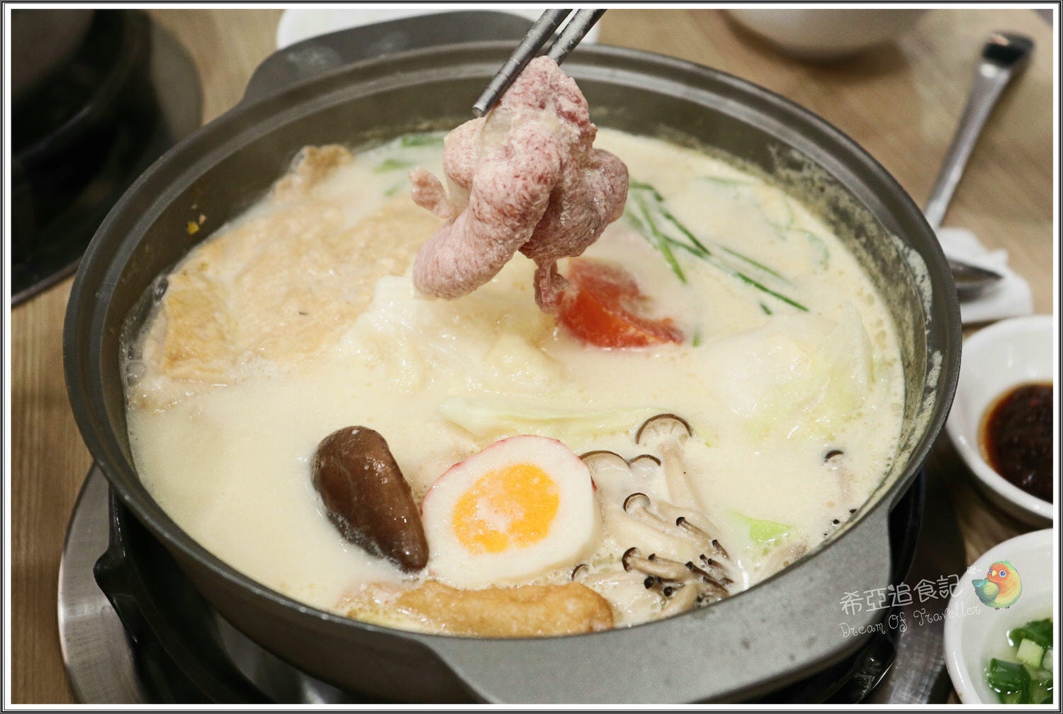 【台中平價小火鍋推薦】黑門甘露 什味鍋物 の 酥皮臭豆腐鍋 & 巧達起司牛奶鍋 & 燒酒雞鍋  (台中/西區) ➽ CP值高，文青風格小火鍋，就在這裡 (已停業)