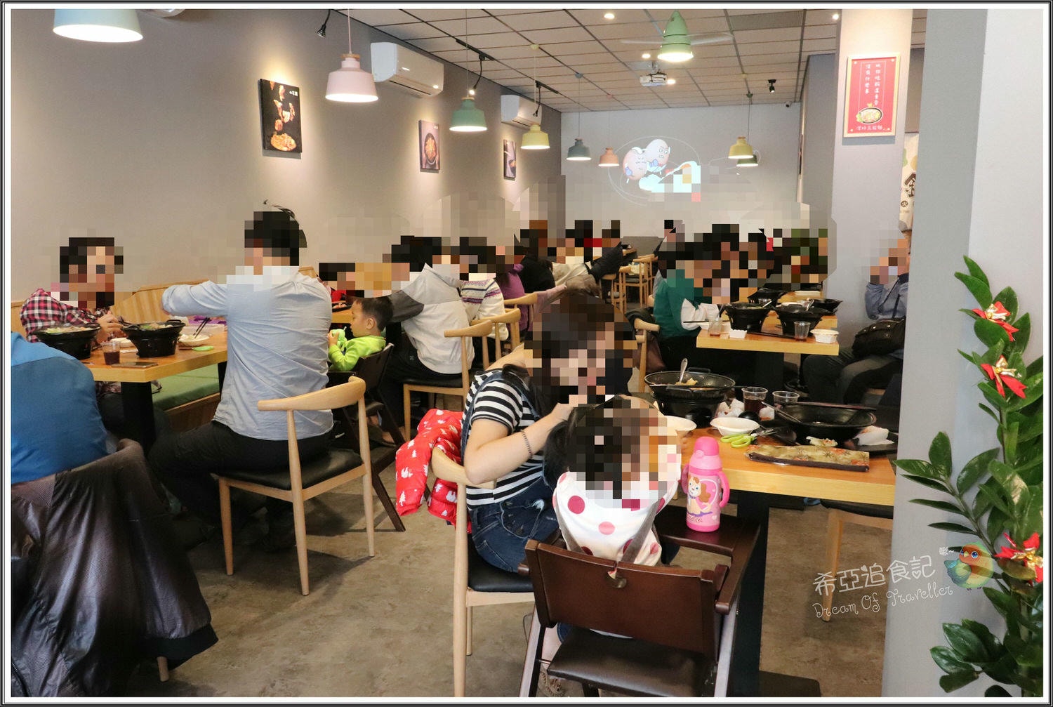 【台中南區火鍋推薦】小石鍋 の 椰香叻沙 & 起司泡菜 (台中/南區) ➽ 大口吃肉,細細品湯,高CP值,白飯/飲料/霜淇淋免費 - 第3張圖 小石鍋