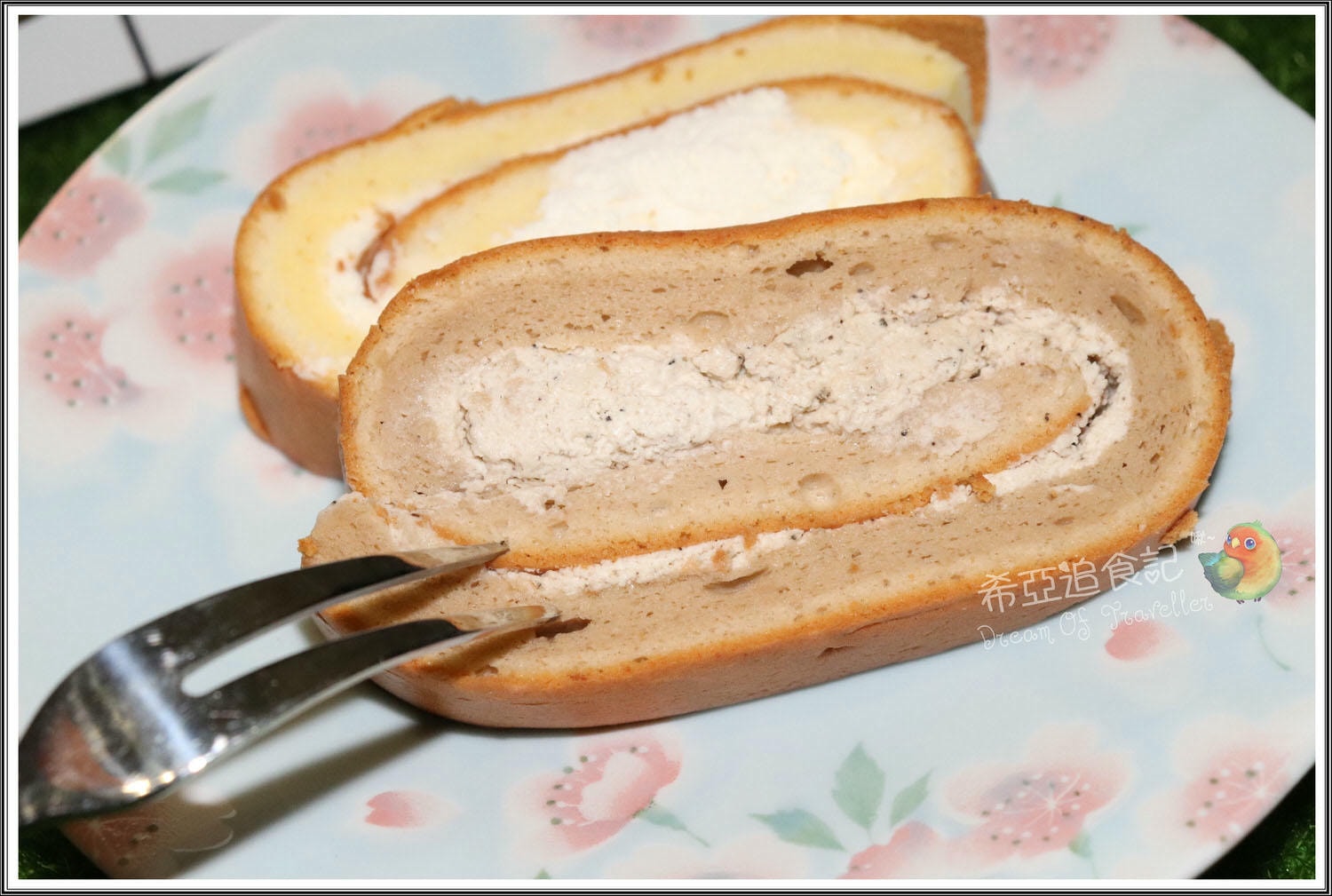 【生乳捲推薦】悅樂烘焙 の 經典原味生乳捲 & 伯爵紅茶生乳捲 ➽ 手工生乳捲味道濃郁，口感綿密，一定務必要吃一次 – 蛋奶素