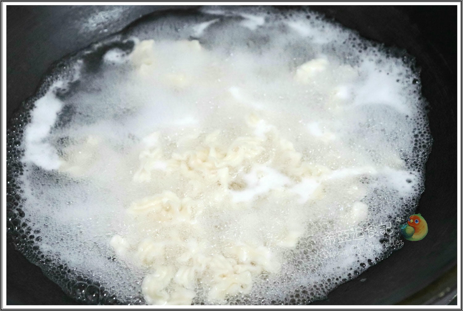 【中式/快煮】真e麵 の 濃濃起司 & 麻醬 & 乳香麻醬 & 香辣蔥燒 & 醬香麻辣 & 綠咖哩椰奶 ➽ 乾湯二吃一次滿足，眾多口味任君挑選 – 葷食/五辛素/全素