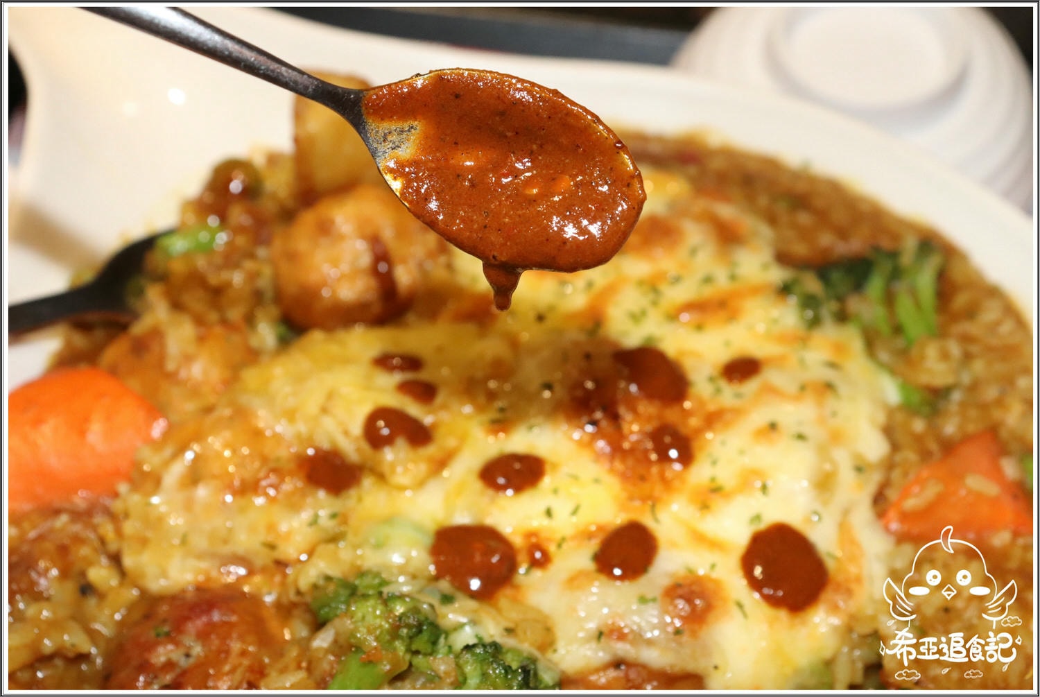 【台中東海咖哩推薦】MR.38咖哩界的傳奇人物 の 蔬菜野菇咖哩飯 & 日式炸雞果香滑蛋咖啡飯 & 綜合野菜嫩牛咖哩飯 & 泰式綠咖哩辣雞 & 焗烤起司肉丸子咖哩飯 & 歐姆蛋肉醬咖哩飯 (台中/龍井區) ➽ 已不知回訪了幾回，近期有新菜上市，再次跟大家分享