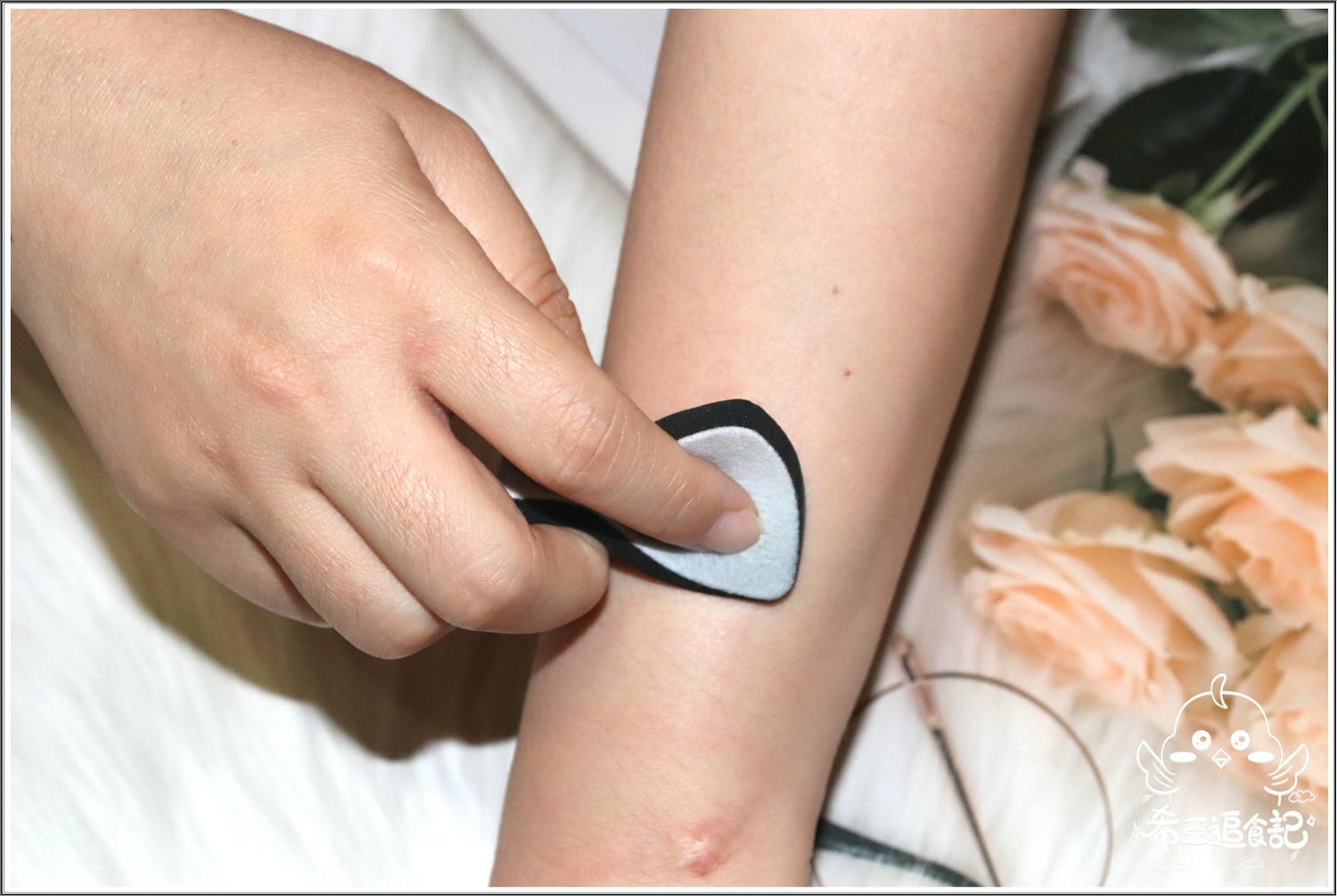 【粉底推薦】MAKE UP FOR EVER の REBOOT活潤精華粉底液 & 柔霧空氣粉餅 ➽ 保養型粉底，四季皆適合的彩妝粉底