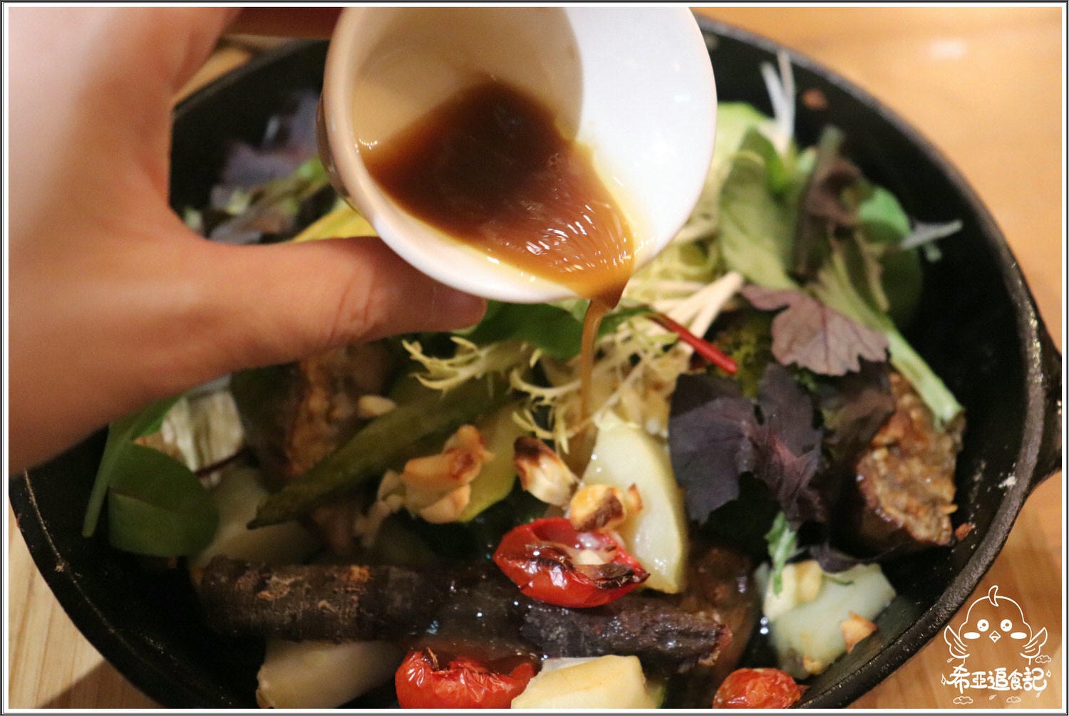 【台中異國餐館推薦】沐沐任性/餐酒/分享空間 の 蔬菜野菇義大利麵 & 天菜 & 你是我的菜 & 檸檬草的味道 & 十分鐘的戀愛  ➽ 異國風餐館，聚會變得超有氣氛 – 五辛素