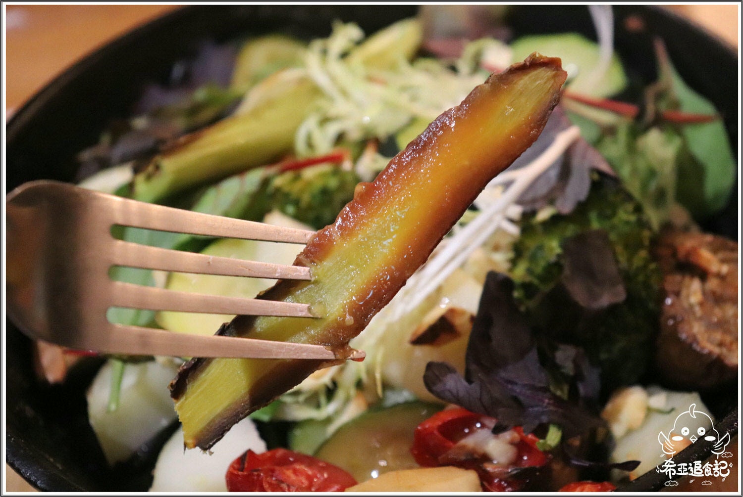 【台中異國餐館推薦】沐沐任性/餐酒/分享空間 の 蔬菜野菇義大利麵 & 天菜 & 你是我的菜 & 檸檬草的味道 & 十分鐘的戀愛  ➽ 異國風餐館，聚會變得超有氣氛 – 五辛素